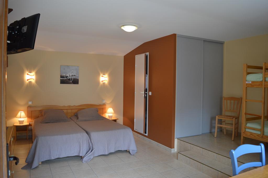 Côté Midi Chambre d'hôte Chaneins Exterior foto